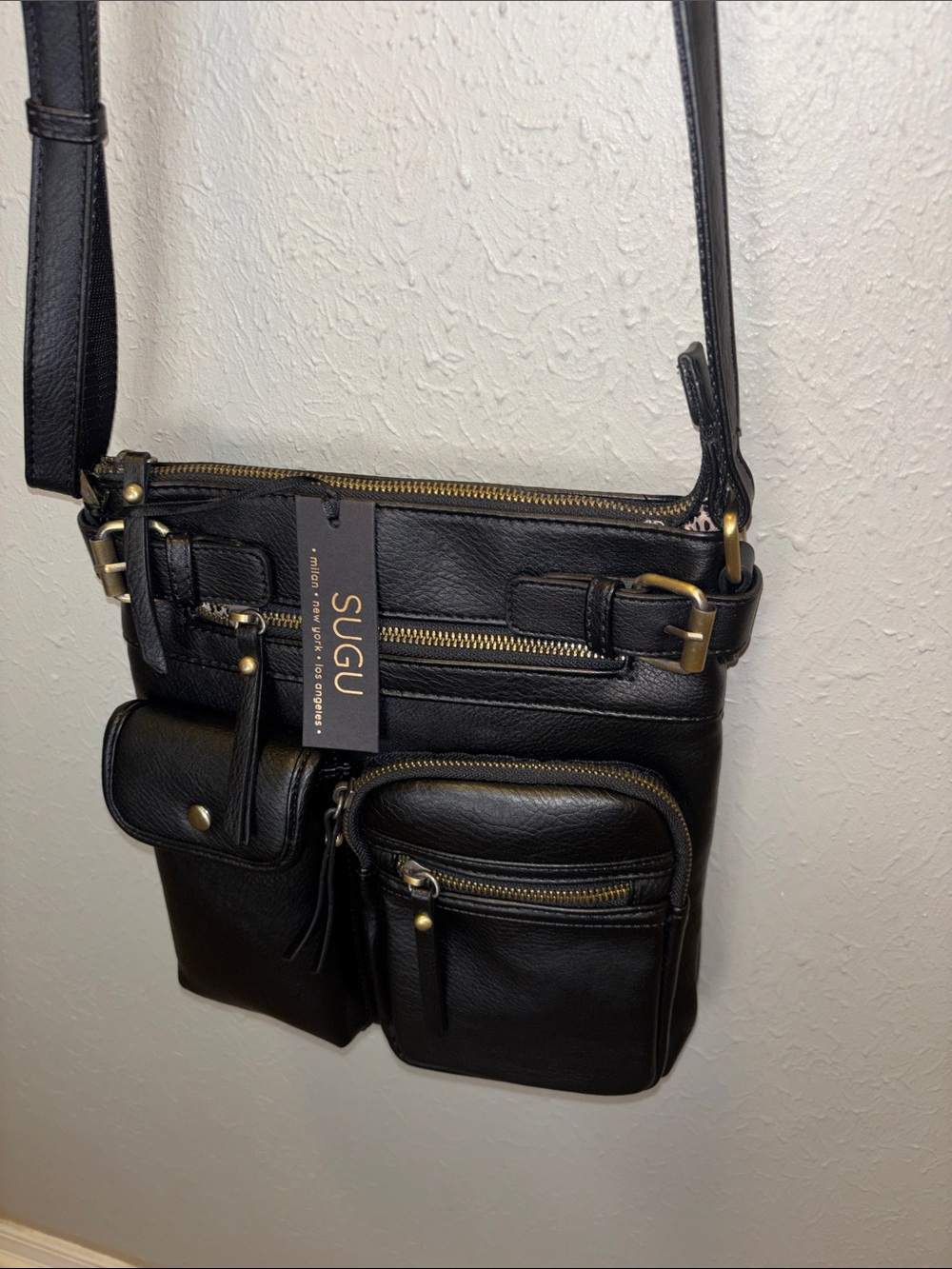 SUGU Jessie James Black Vegan Leather Crossbody Travel Bag Purse Concealed NWT